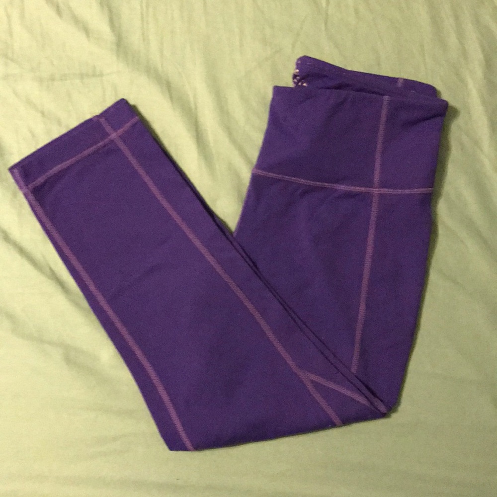 Athleta purple crop tights